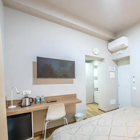 Guest house Miki Fiori 4*