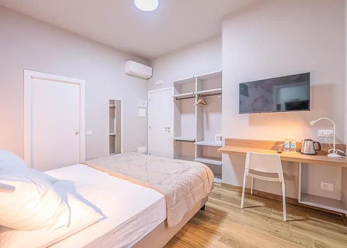 招待所 Miki Fiori 圣雷默